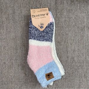 BEARPAW Fuzzy Socks 3 Pair Pack NEW